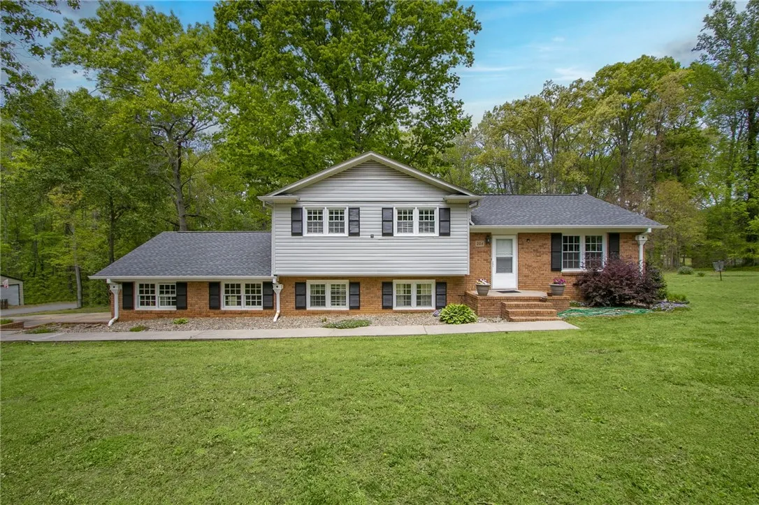 206 Autumn Drive