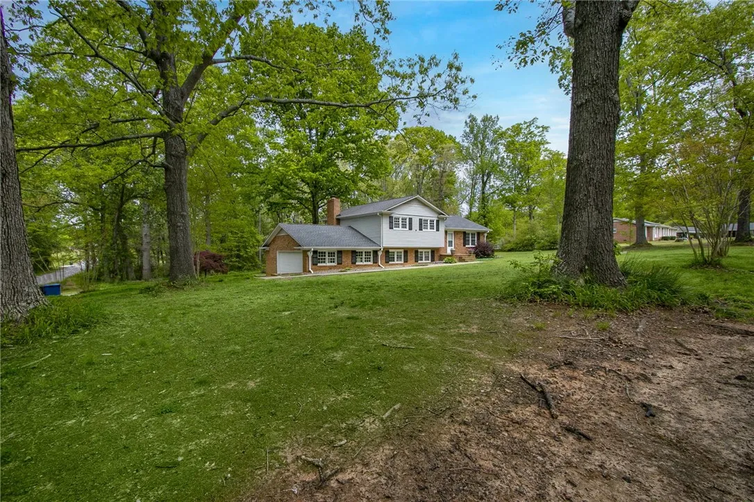 Property image 3 at 206 Autumn Drive, Williamston, SC 29697