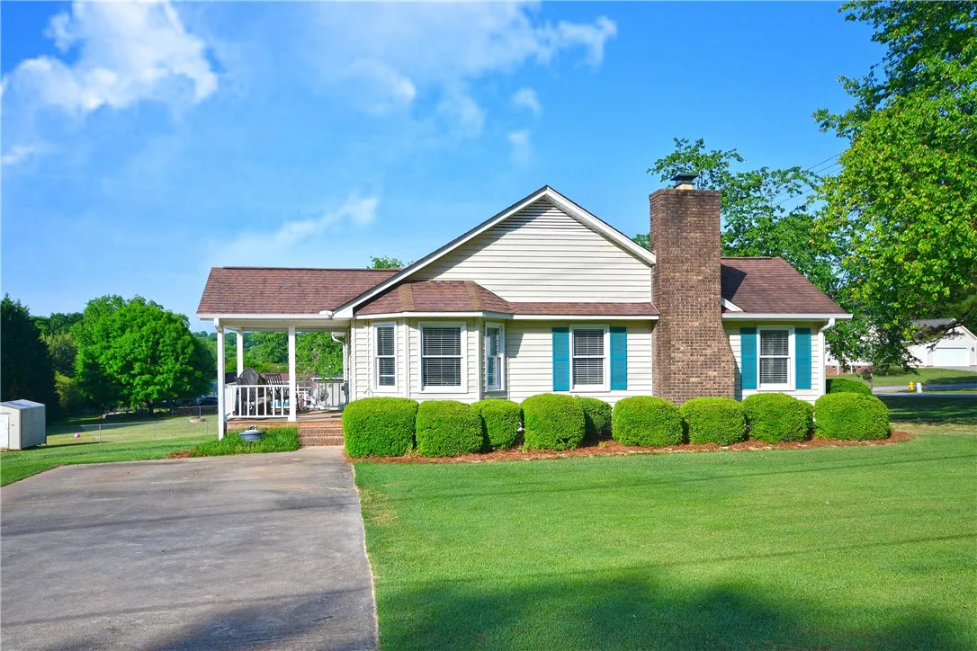 Property image 3 at 714 Meadow Ridge Road, Easley, SC 29642