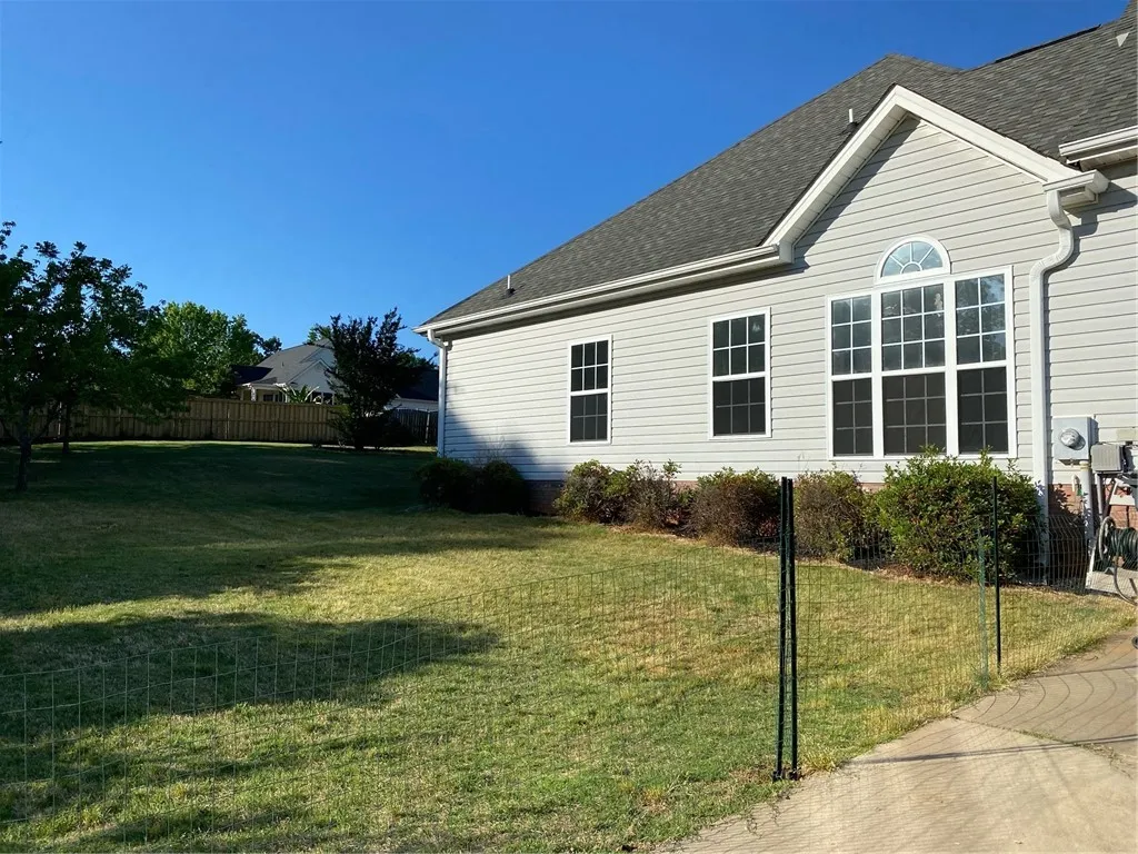Property image 5 at 100 Pondstone Court, Easley, SC 29642