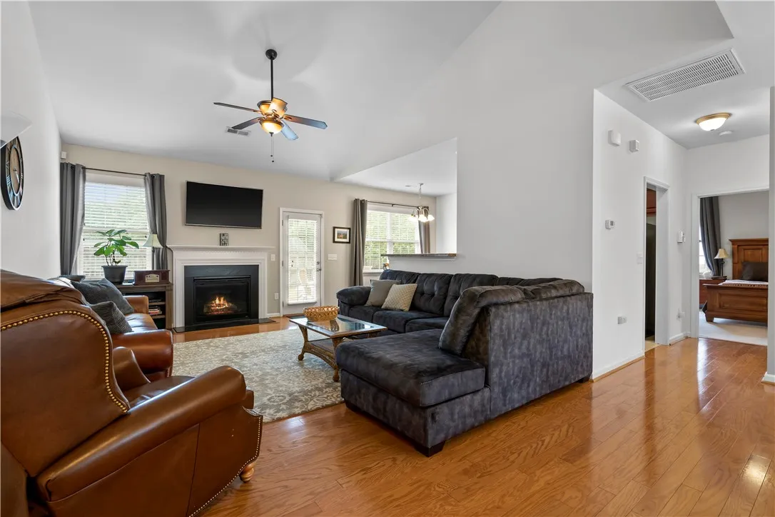 Property image 2 at 127 Fledgling Way, Easley, SC 29642