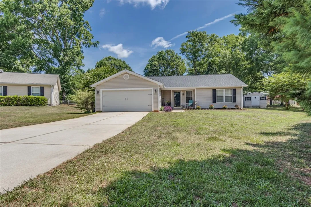 Property image 2 at 1006 Kings Mill Court, Anderson, SC 29621