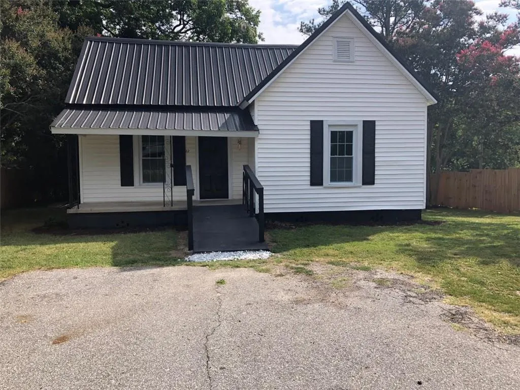 22 E.CENTRAL Street