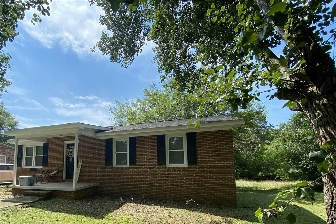 Property image 5 at 35 Randall Street, Williamston, SC 29697