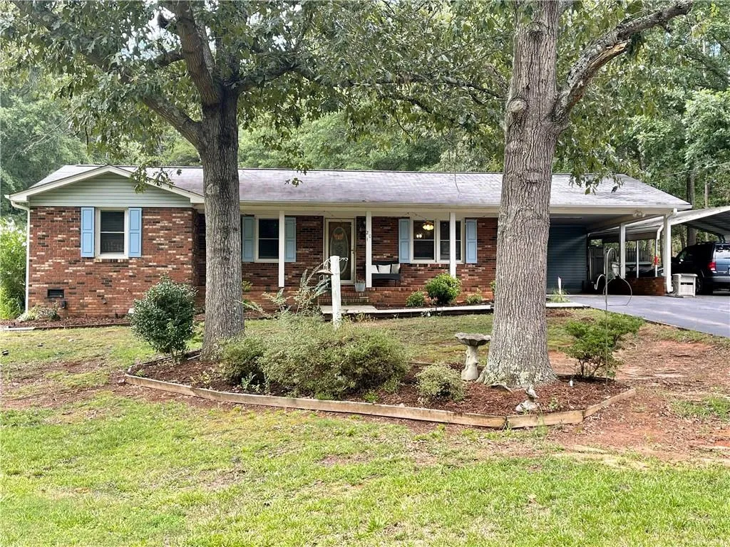 Property image 2 at 201 Larkwood Road, Liberty, SC 29657