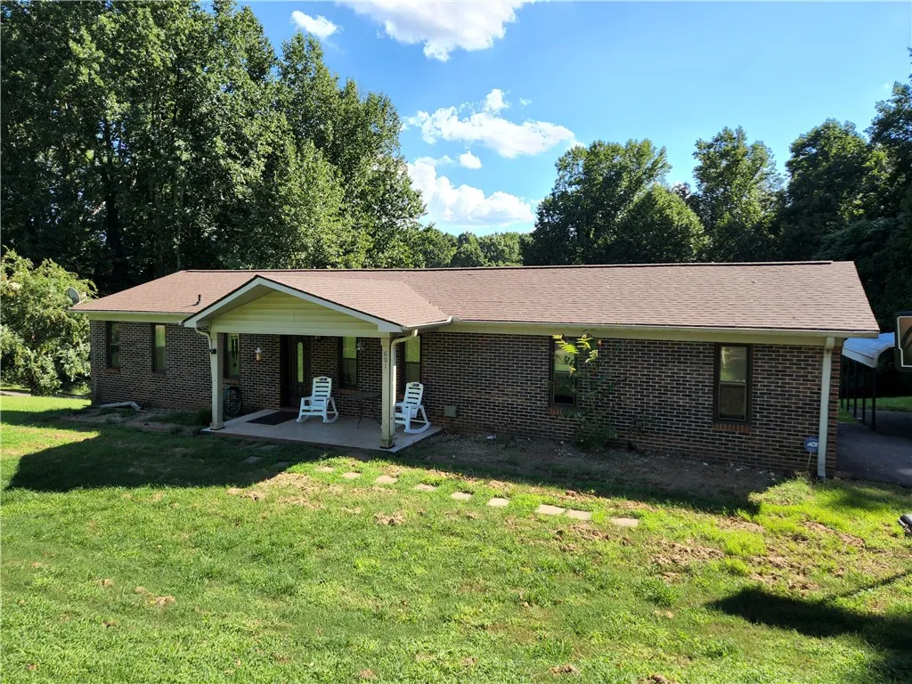 601 Springwood Drive