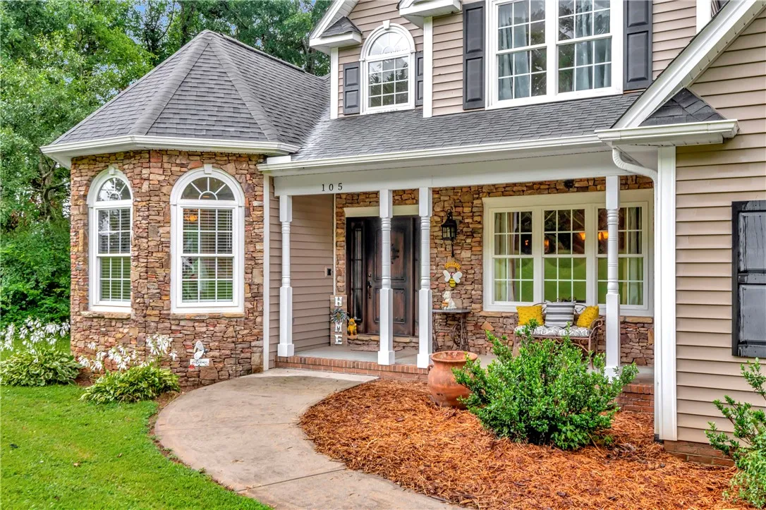 Property image 4 at 105 Golden Eagle Drive, Pickens, SC 29671