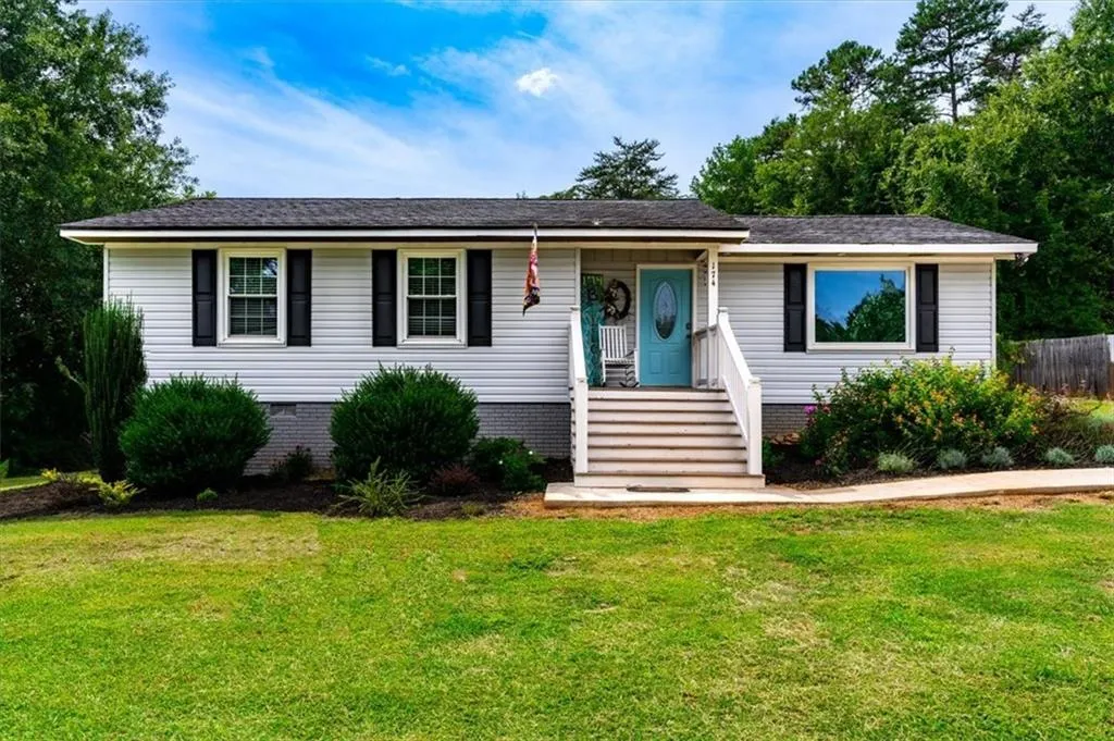 Property image 2 at 174 Della Lane, Six Mile, SC 29682