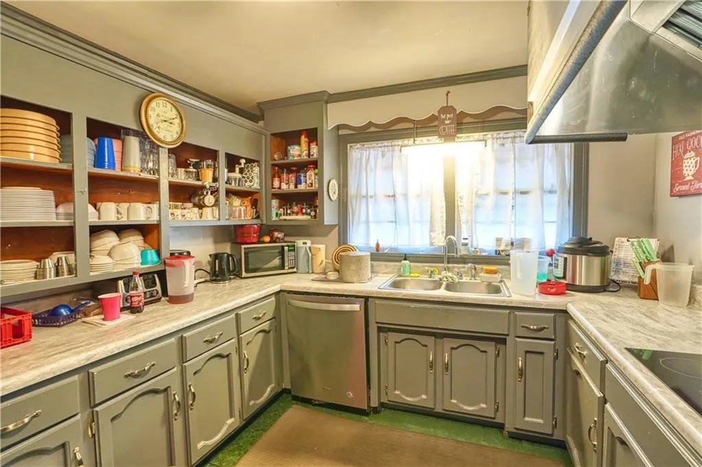 Property image 2 at 5870 Moorefield Mem Highway, Liberty, SC 29657