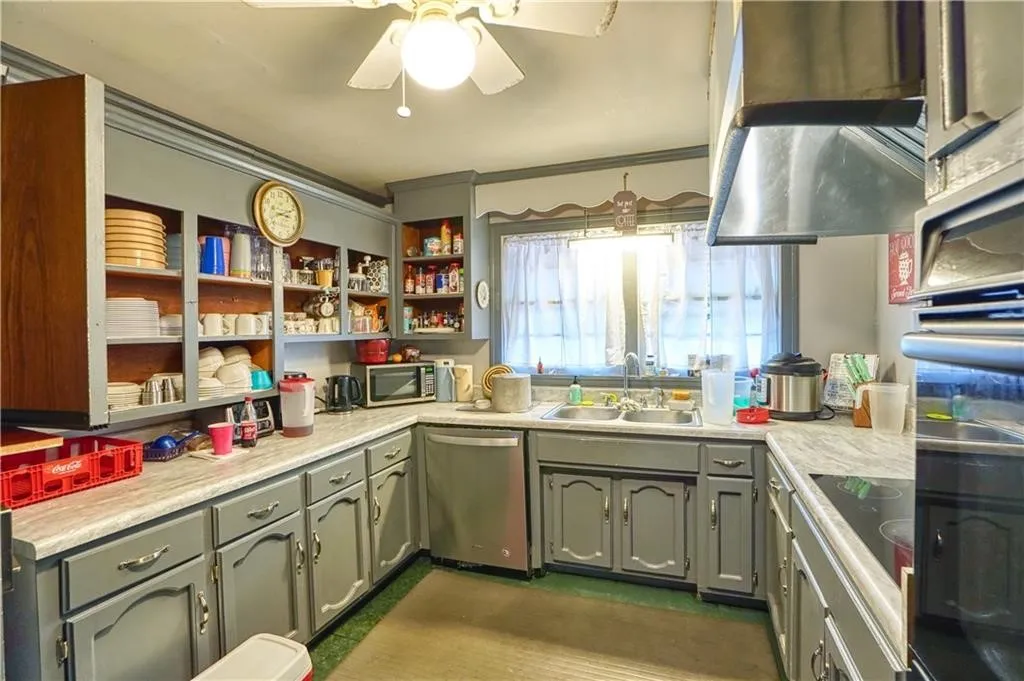 Property image 3 at 5870 Moorefield Mem Highway, Liberty, SC 29657