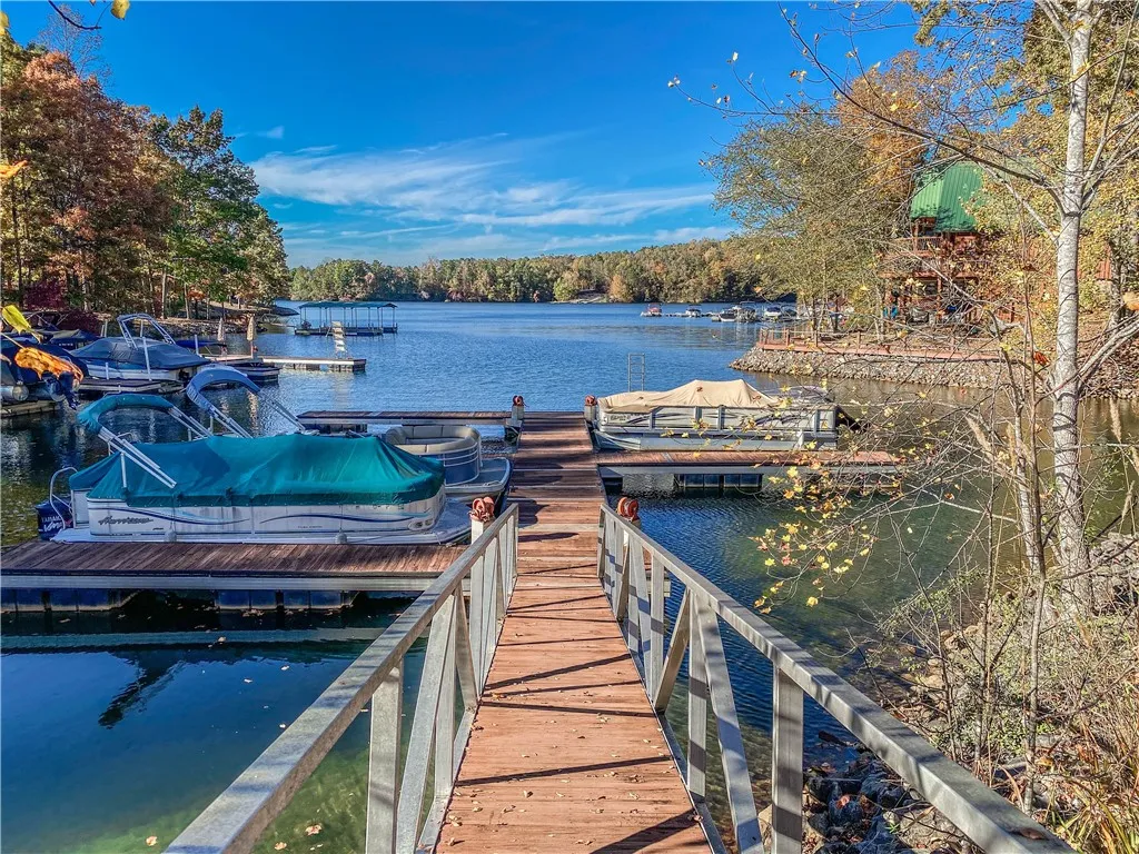 Property image 5 at 312 Kill Devil Hill, Six Mile, SC 29682