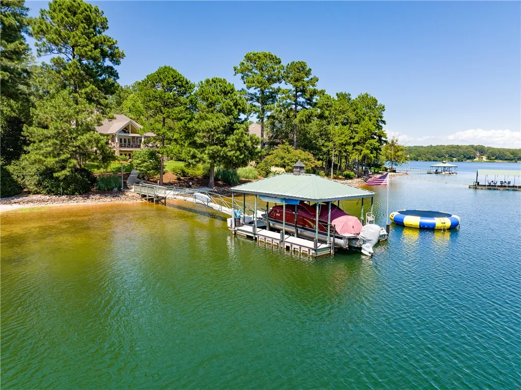 Property image 2 at 202 Pinecroft Court, Seneca, SC 29672
