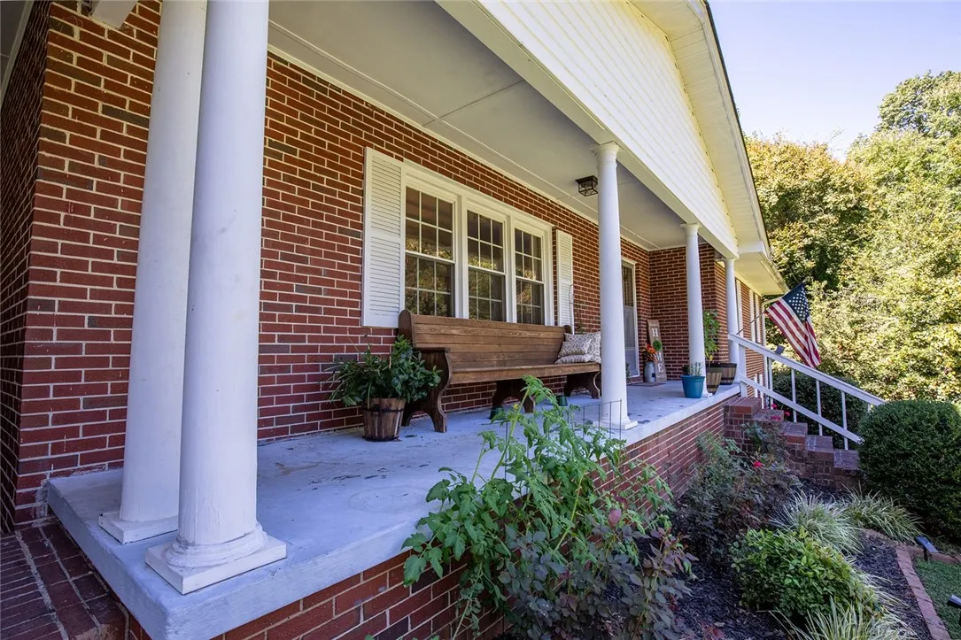 Property image 4 at 109 Willow Creek Circle, Seneca, SC 29678