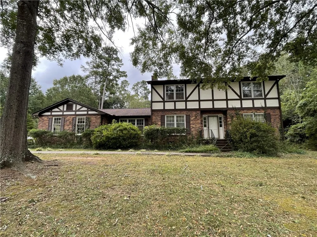 108 Clarendon Drive