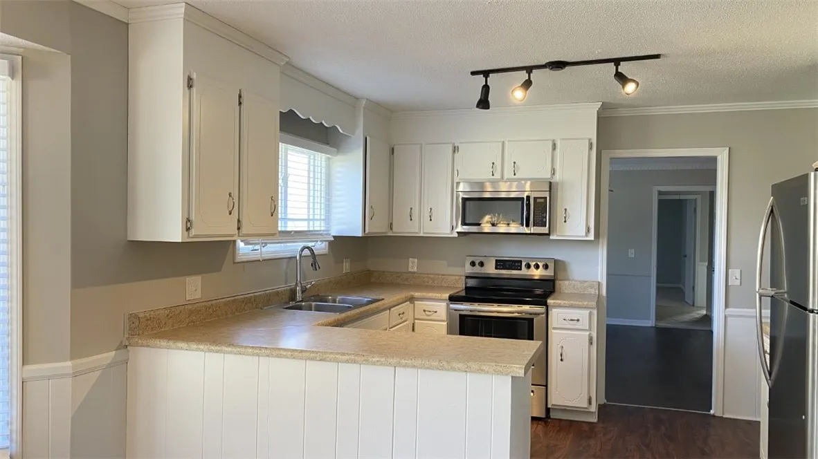 Property image 5 at 213 Sheffield Court, Easley, SC 29642