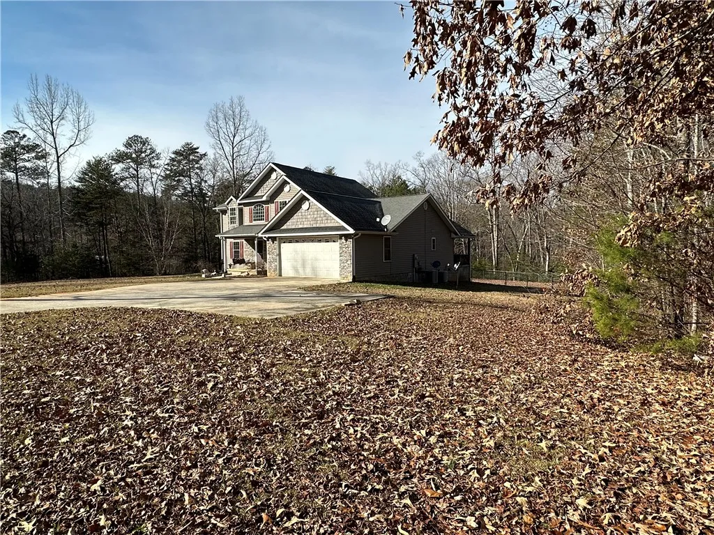 Property image 4 at 108 Laurel Hill Drive, Walhalla, SC 29691