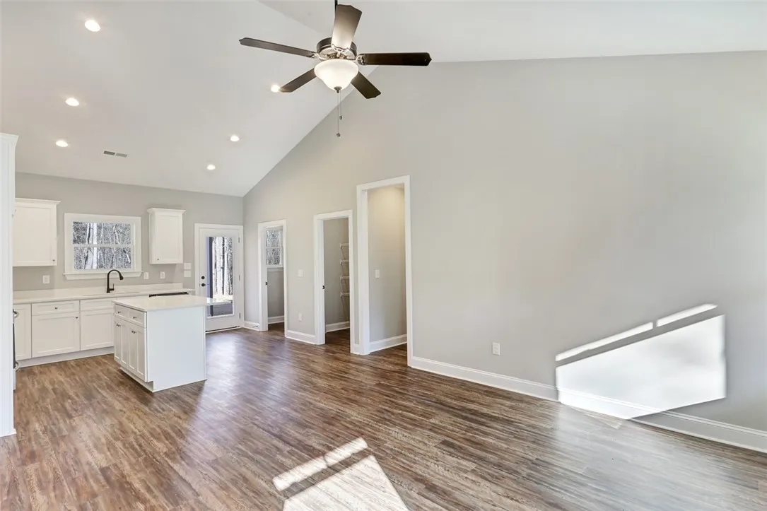 Property image 4 at 139 Camelot Drive, Belton, SC 29627
