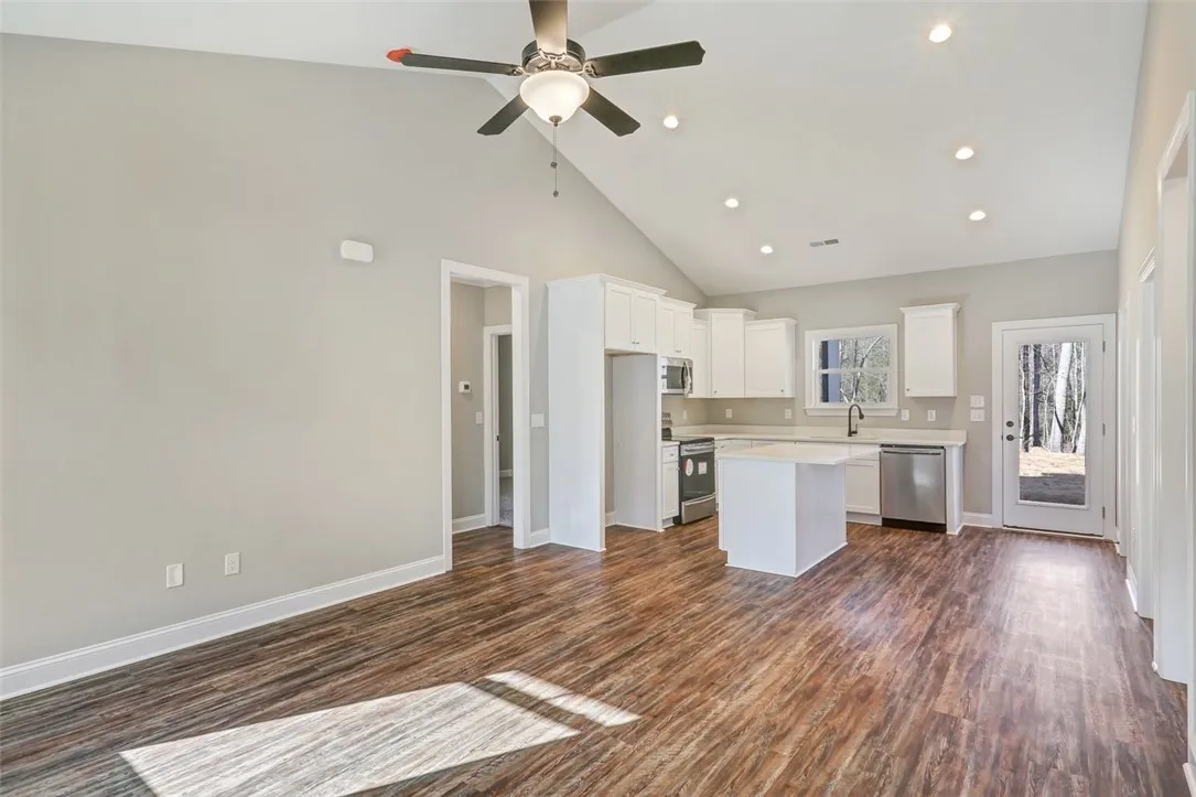 Property image 5 at 139 Camelot Drive, Belton, SC 29627