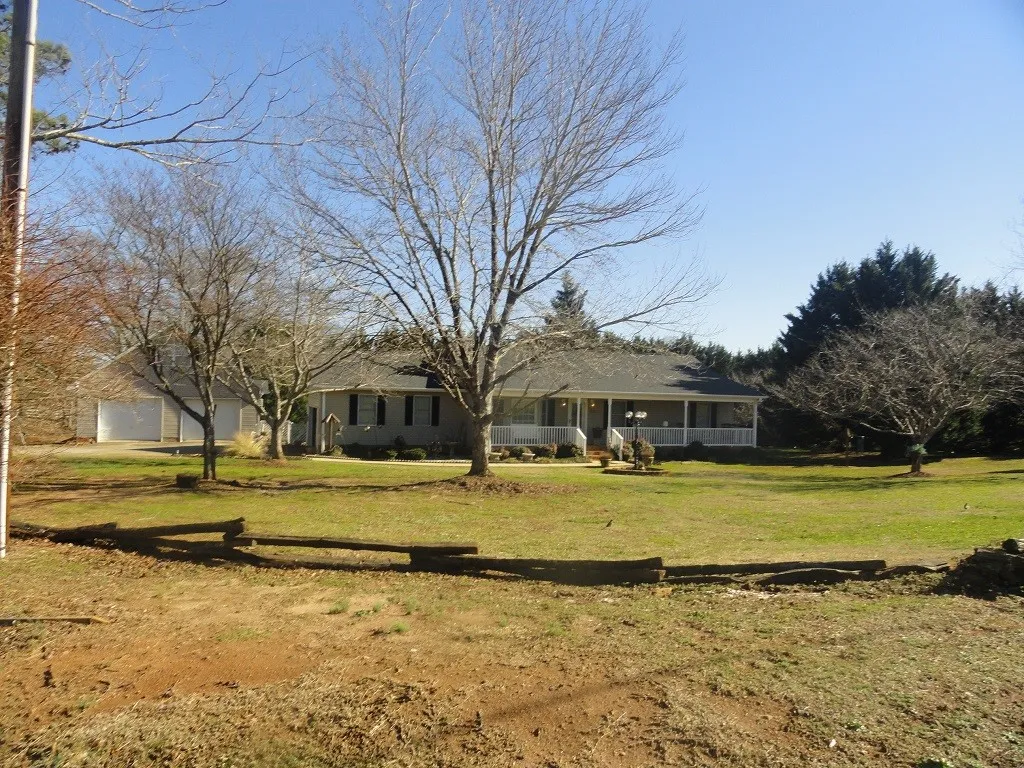 1018 Five Forks Road