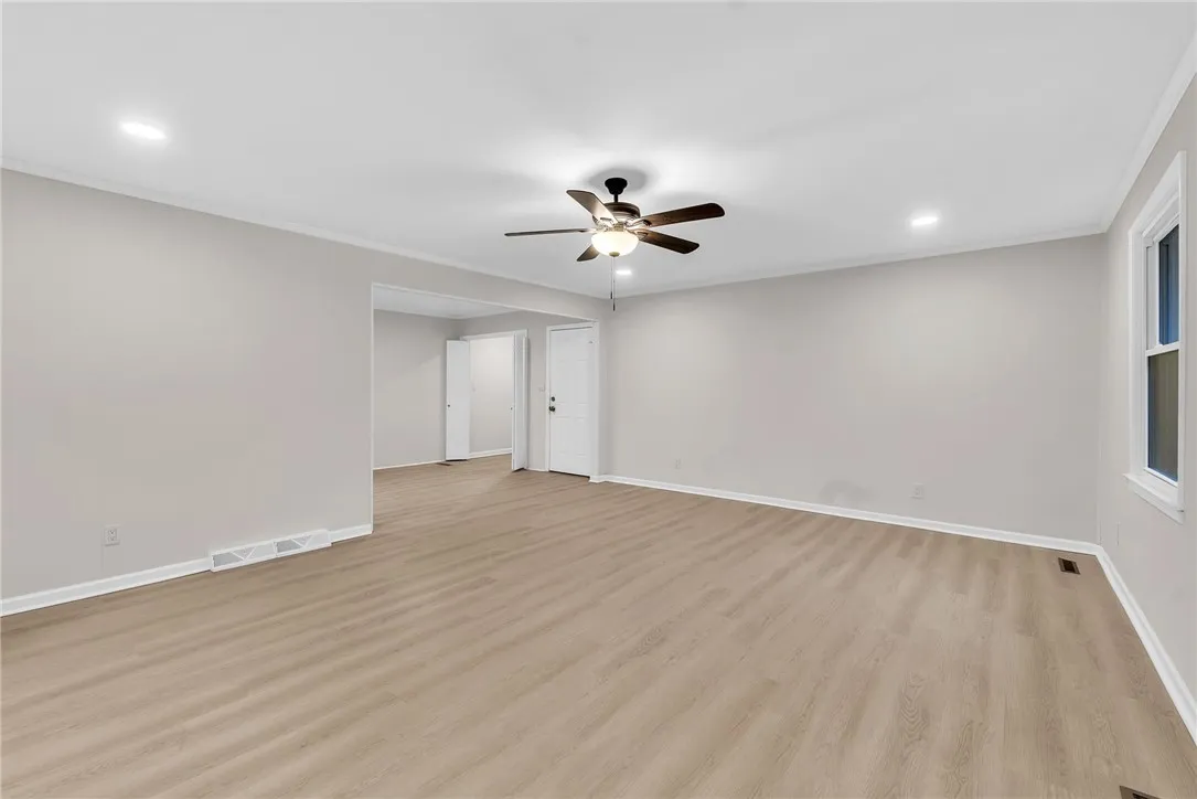Property image 4 at 14 Thomas Drive, Williamston, SC 29697