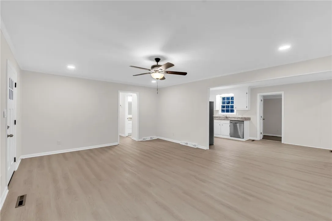 Property image 5 at 14 Thomas Drive, Williamston, SC 29697