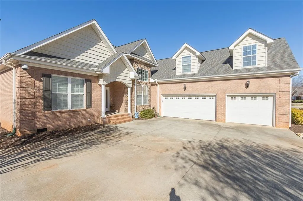 Property image 3 at 131 McPhail Farms Circle, Anderson, SC 29621