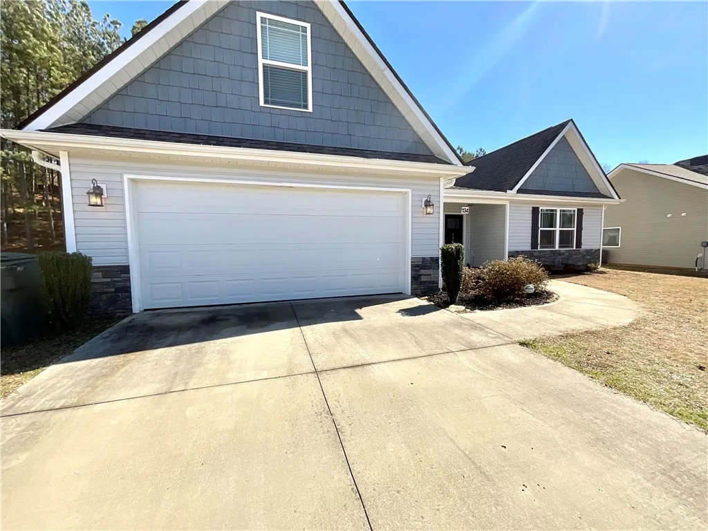 Property image 2 at 134 Madison Pointe Drive, Seneca, SC 29678