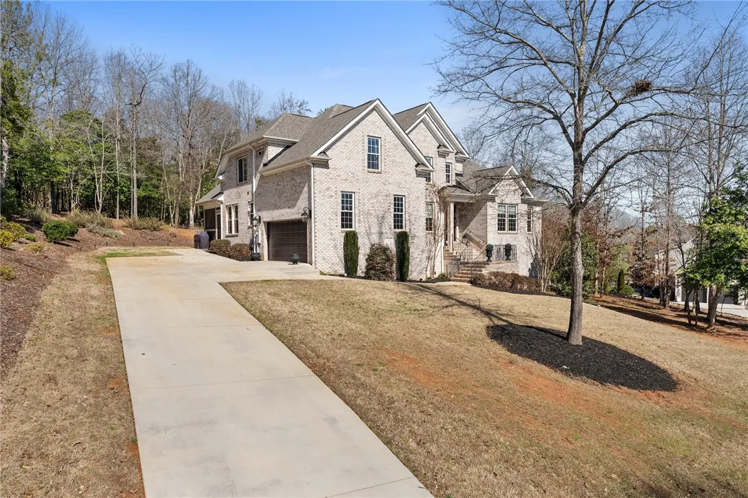 Property image 3 at 222 Ansonborough, Belton, SC 29627