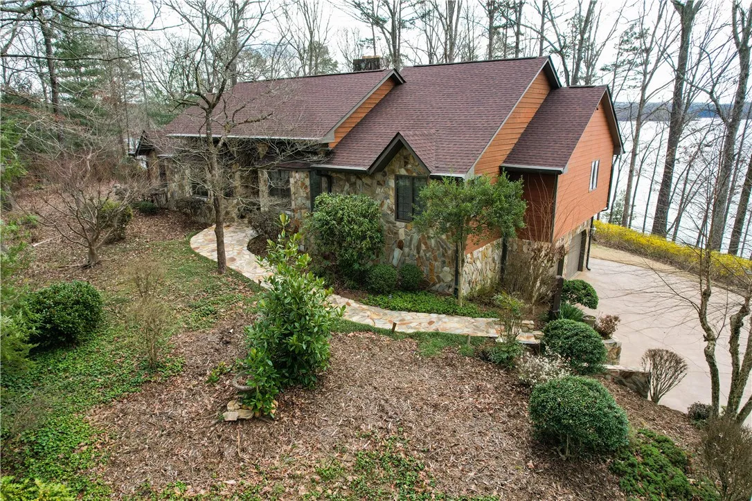 Property image 4 at 323 North Shores Drive, Westminster, SC 29693