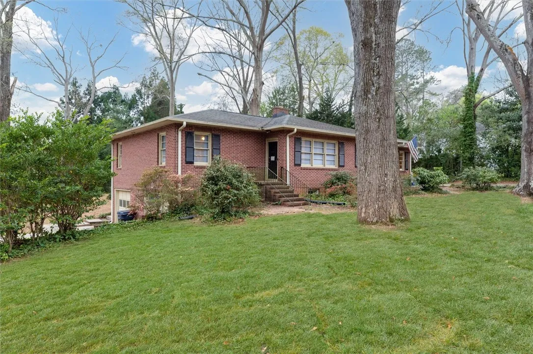 Property image 3 at 1124 Springdale Road, Anderson, SC 29621