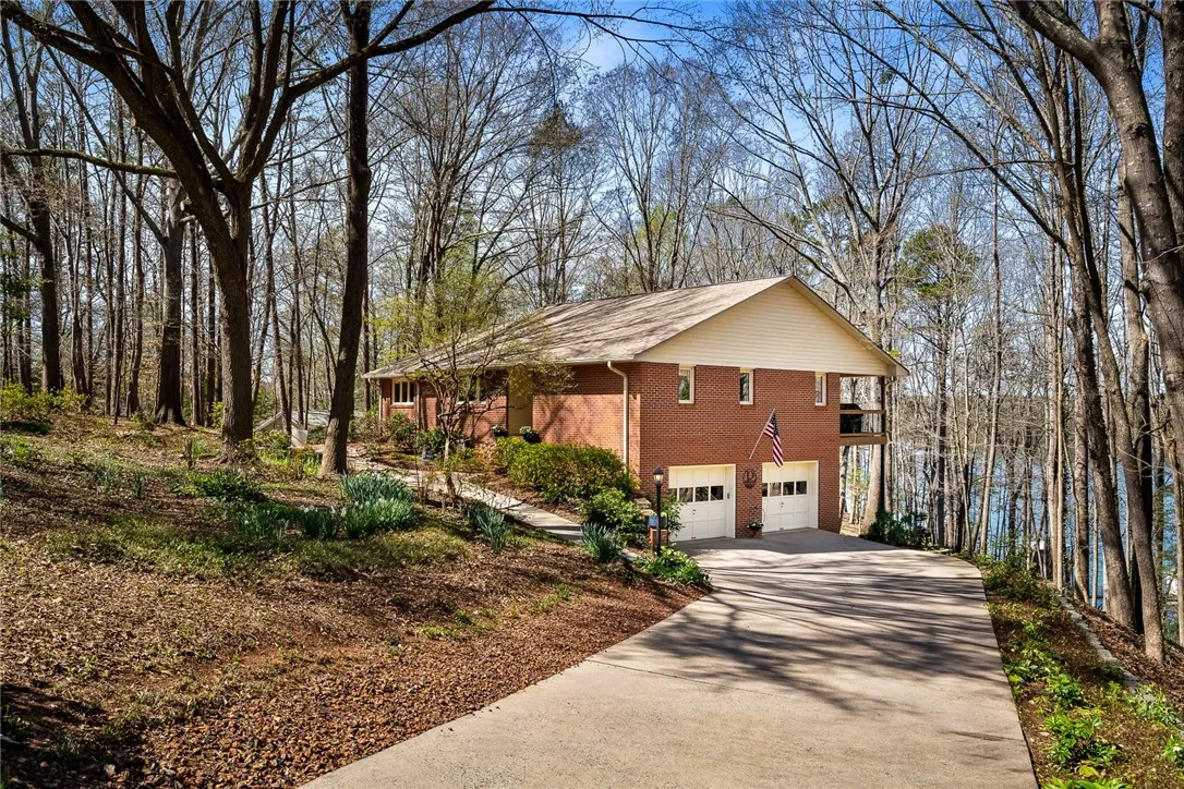 Property image 4 at 1300 Hunters Trail, Anderson, SC 29625