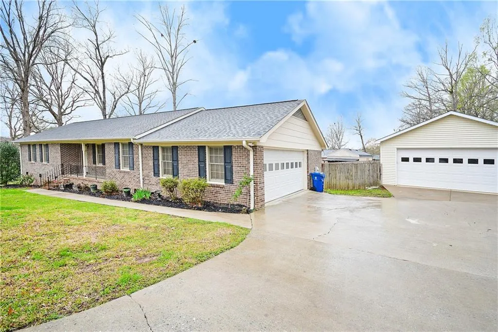 Property image 4 at 125 White Oak Drive, Easley, SC 29642