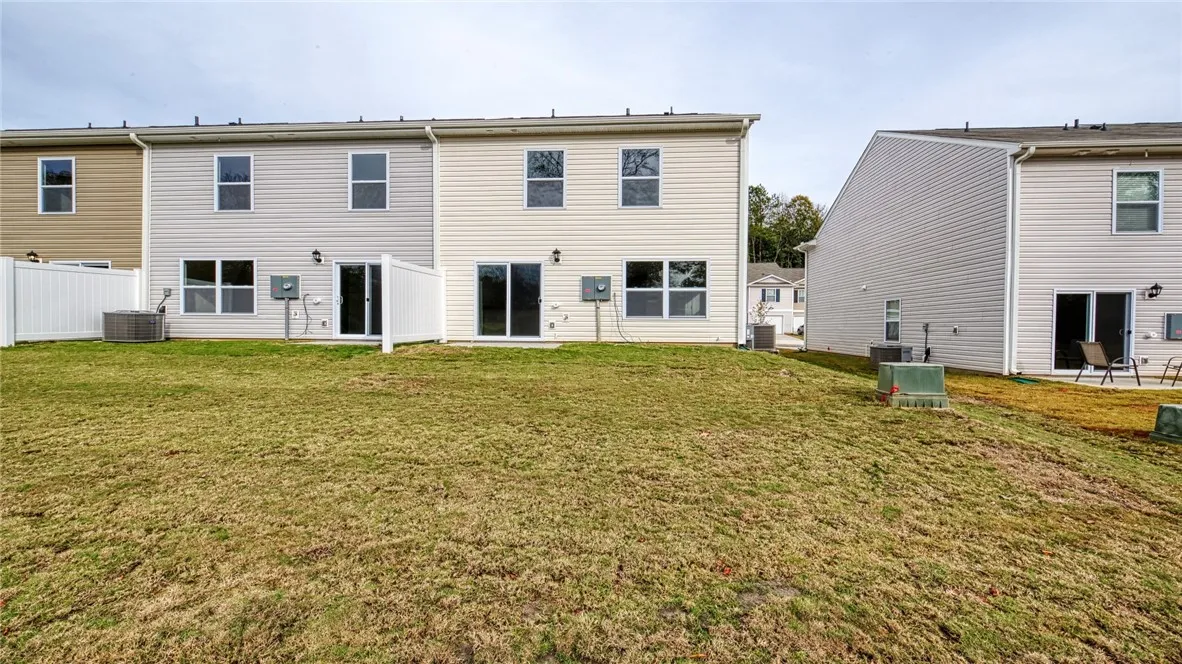 Property image 2 at 208 Oakmont Valley Trail, Seneca, SC 29678