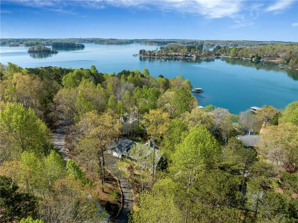 Property image 4 at 120 Sunset Bay Boulevard, Seneca, SC 29672