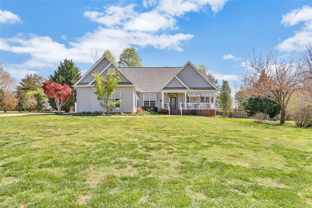 Property image 2 at 116 Falcons View Court, Walhalla, SC 29691