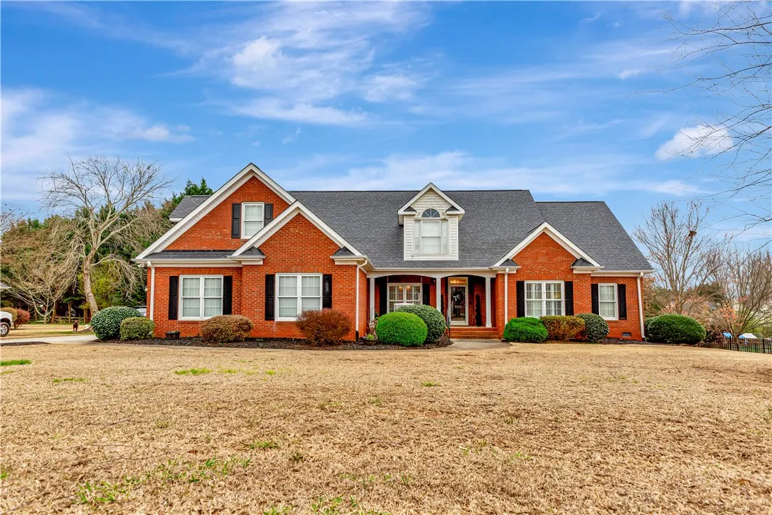 208 Dandelion Trail