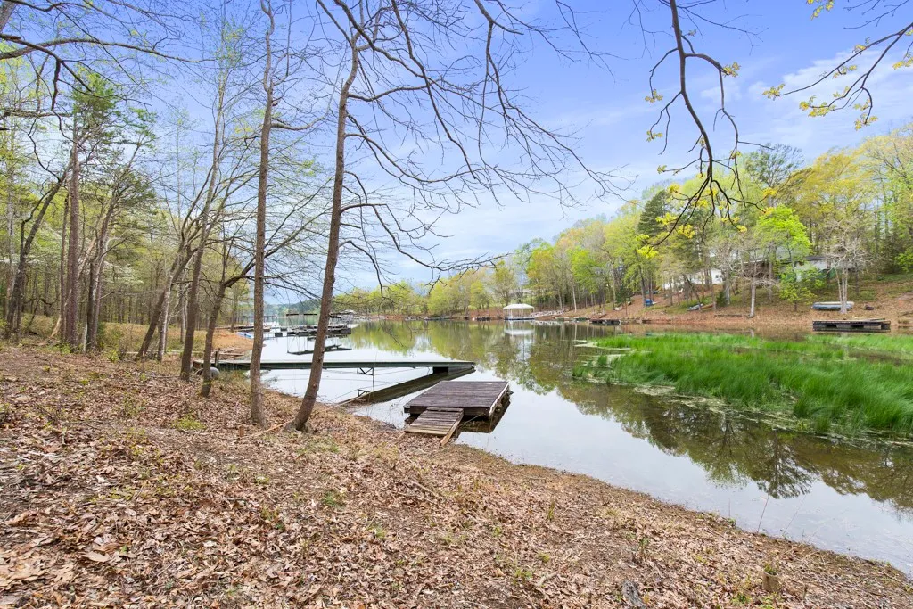 Property image 3 at 140 Dawn Cove, Seneca, SC 29678