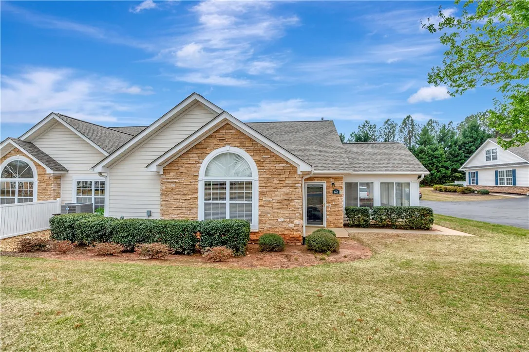 Property image 2 at 161 Life Style Lane, Anderson, SC 29621