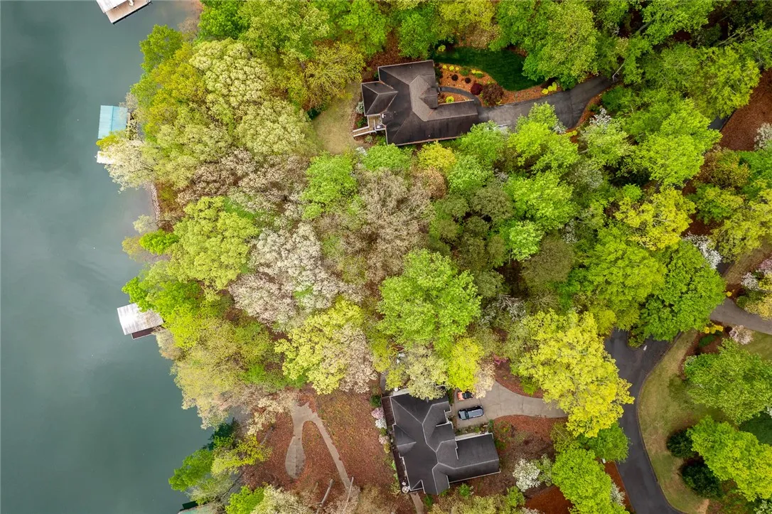Property image 3 at 204 Crestview Court, Seneca, SC 29672