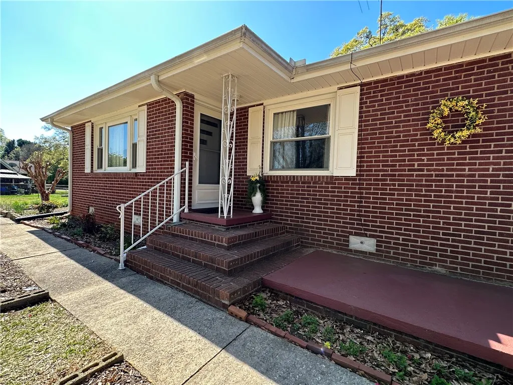 Property image 4 at 1505 Dunn Road, Anderson, SC 29625