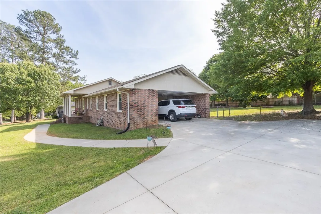 Property image 3 at 106 Pine Tree Lane, Anderson, SC 29625