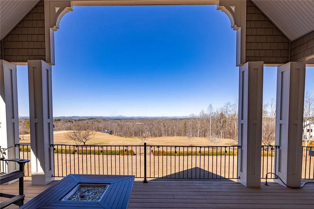 Property image 2 at 527 Paramount Drive, Seneca, SC 29678