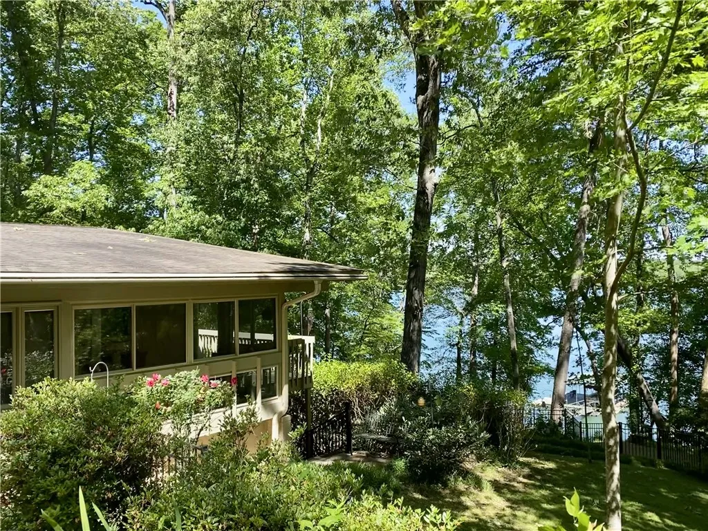 Property image 1 at 1613 Arlington Drive, Seneca, SC 29672