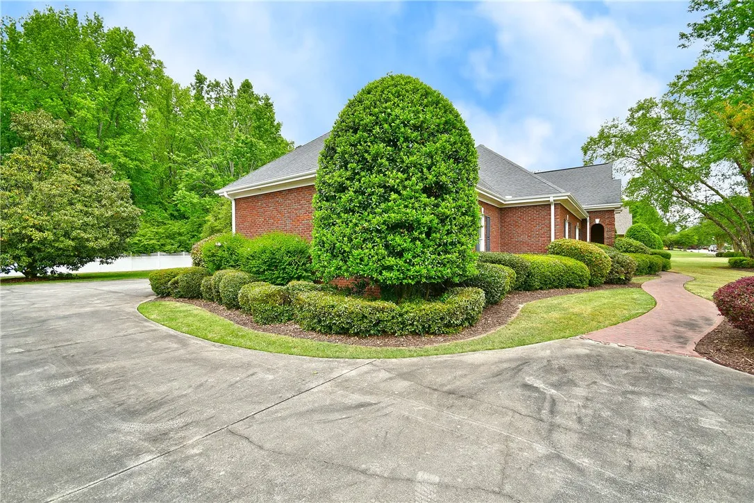 Property image 3 at 402 Providence Way, Easley, SC 29642