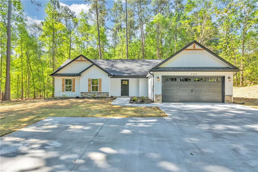 Property image 1 at 109 Chadwick Drive, Anderson, SC 29621