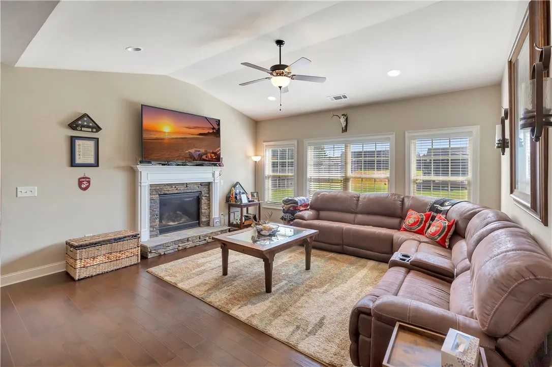 Property image 4 at 1020 Drakes Xing, Anderson, SC 29625