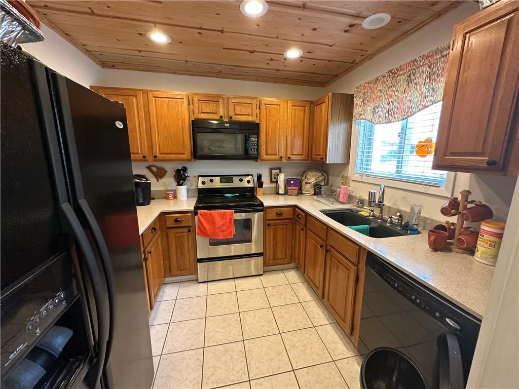 Property image 5 at 402 Northlake Drive, Anderson, SC 29625