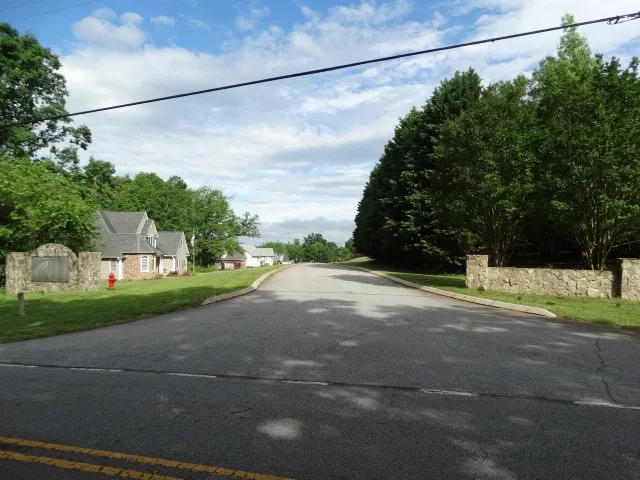 Property image 2 at 109 Golden Eagle Drive, Pickens, SC 29671