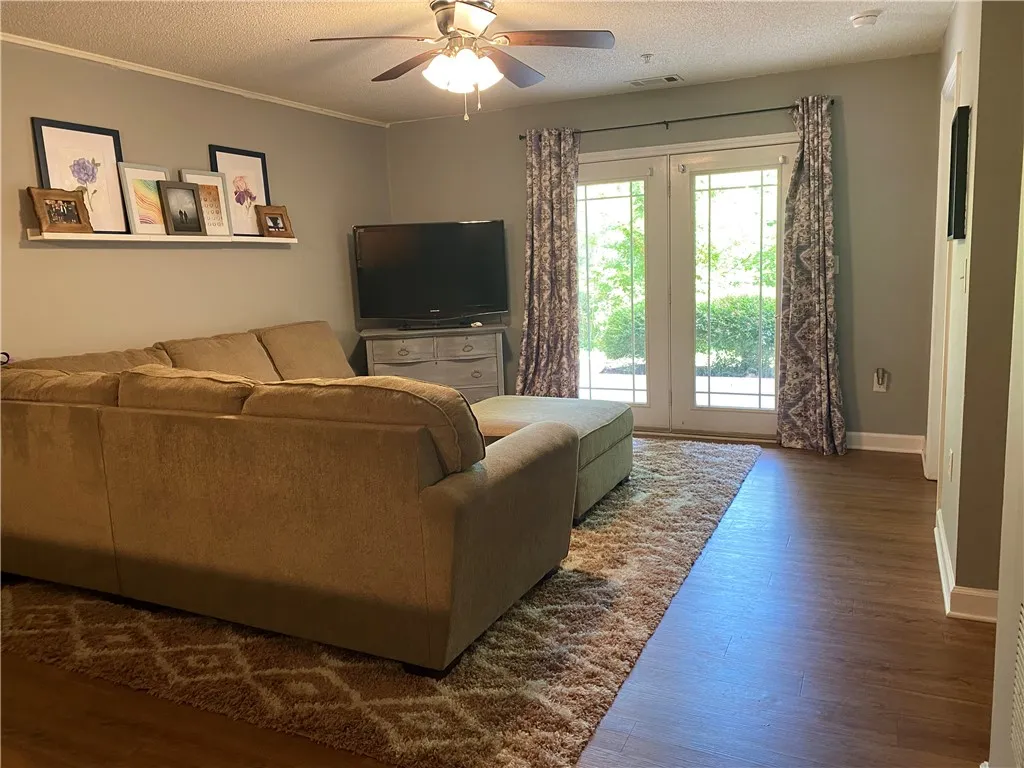 Property image 4 at 401 Harts Cove Way, Seneca, SC 29678
