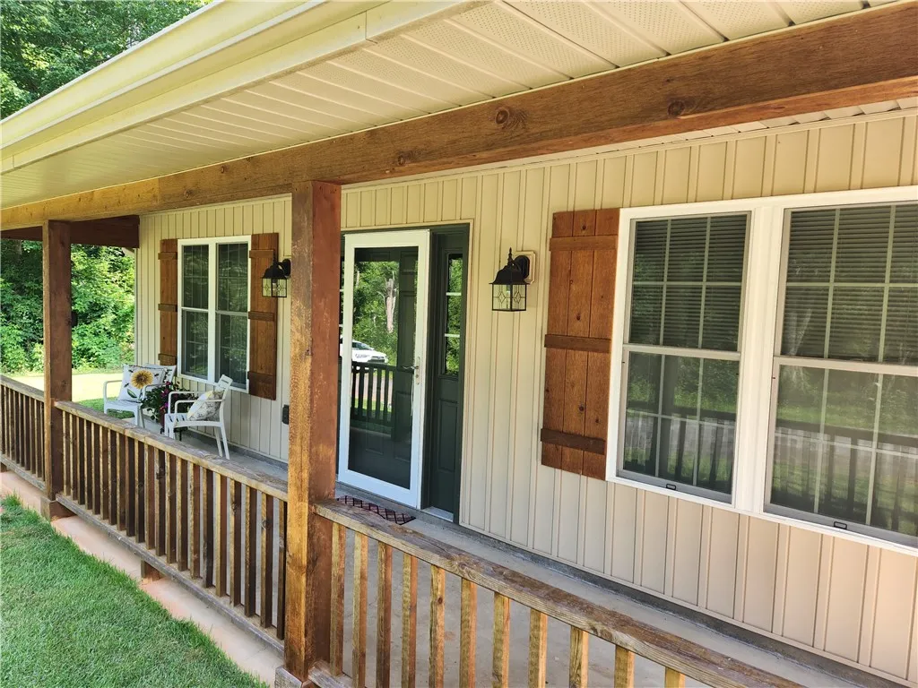 Property image 4 at 14047 Camelia Lane, Seneca, SC 29678